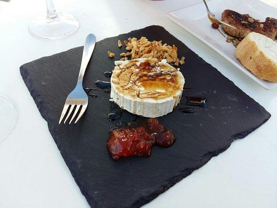 Akaba Tapas y Vinos