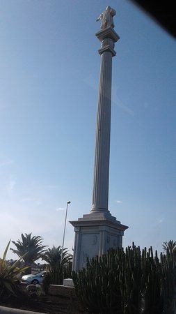 el Monumento de Cristóbal Colón