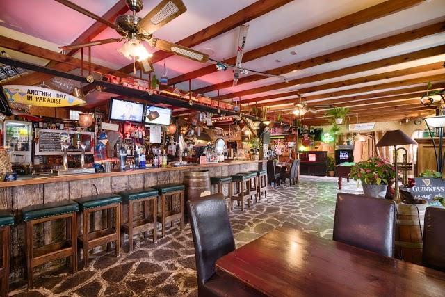 The Treehouse Bar & Grill