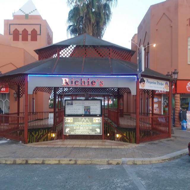 Richie's Sports Bar