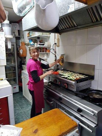 Bar Aki Pikamos