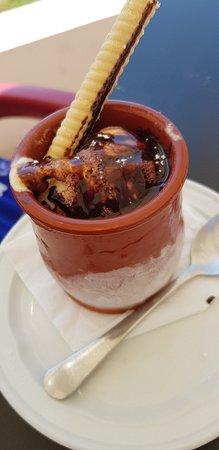 Victor's Cafe-Bar