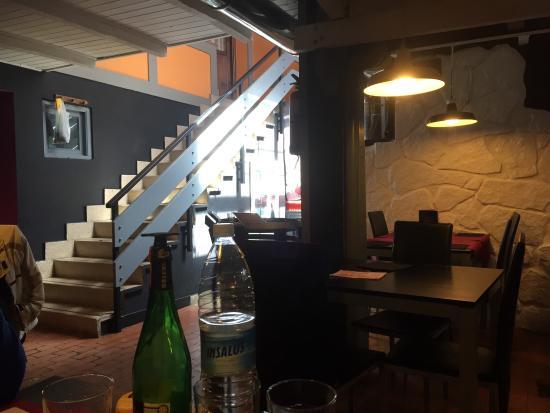 Pizzeria Santi Kafe